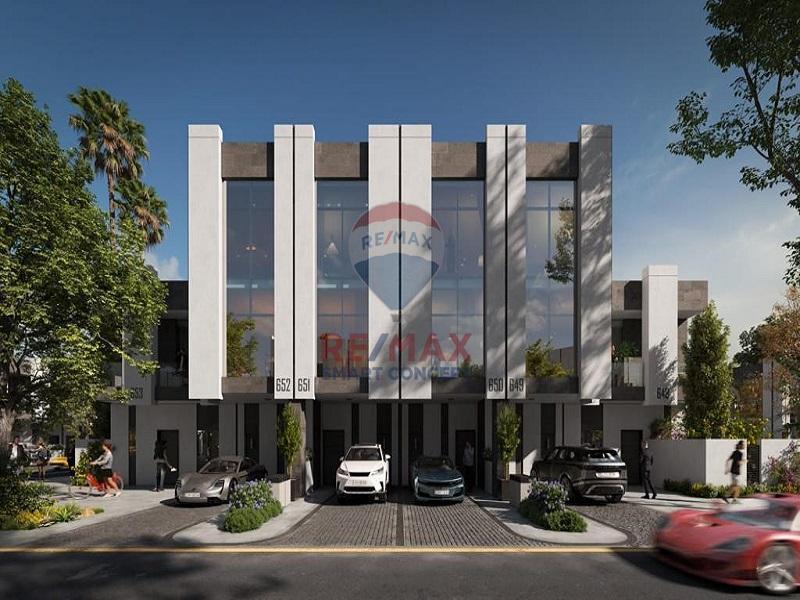 3 bedrooms Townhouse in Dubai, UAE No. 13103