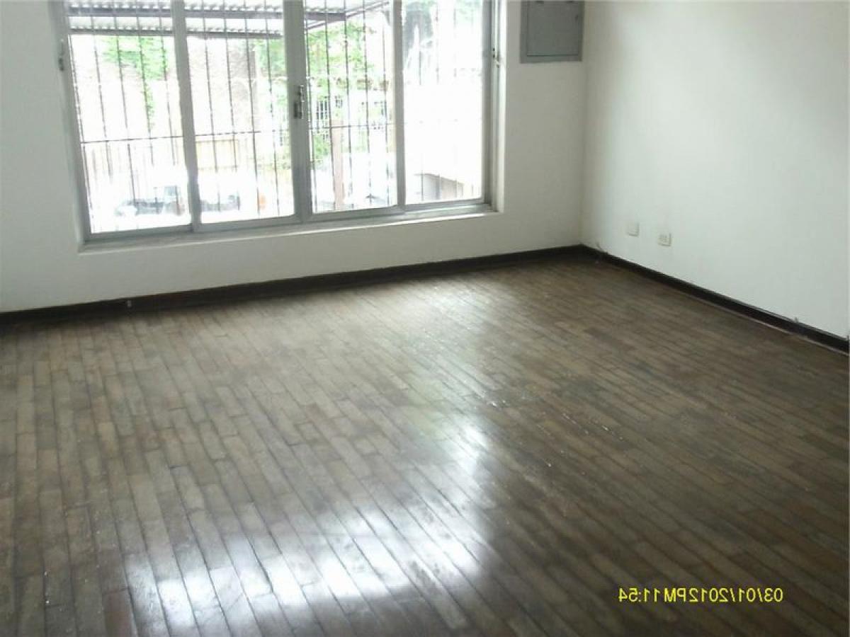 Casa de 3 dormitorios en Sao Paulo, Brazil No. 573030