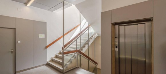 16 rooms Office in Wieden, Austria No. 151035 2