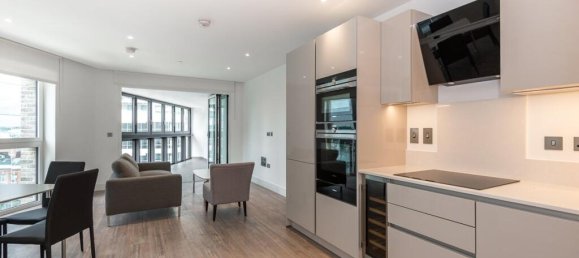 2 bedrooms Apartment in London, United Kingdom No. 11142 2