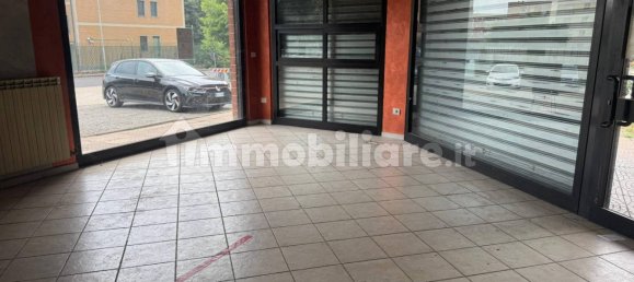 Коммерческая недвижимость с 1 комнатой в Альпиньяно, Италия № 324641 7