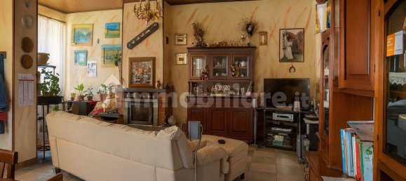 2 Schlafzimmer Haus in Scalenghe, Italy, Nr. 308450 6