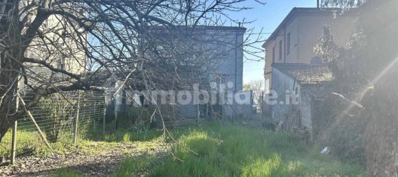 Casa de 4 dormitorios en Fiorenzuola d'Arda, Italy No. 344583 18