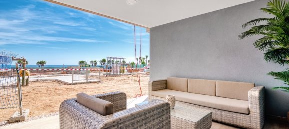 Apartamento de 2 dormitorios en Punta Prima, Spain No. 13011 4