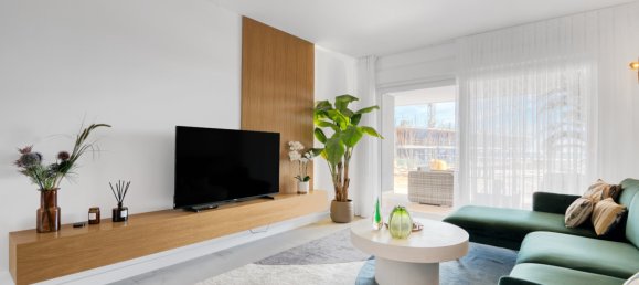 Apartamento de 2 dormitorios en Punta Prima, Spain No. 13011 17