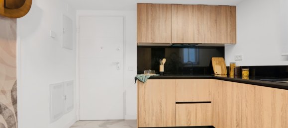 Apartamento de 2 dormitorios en Punta Prima, Spain No. 13011 12