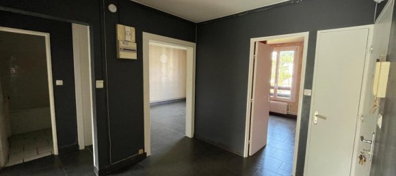 Apartamento de 3 dormitorios en Beauvais, France No. 254192 5