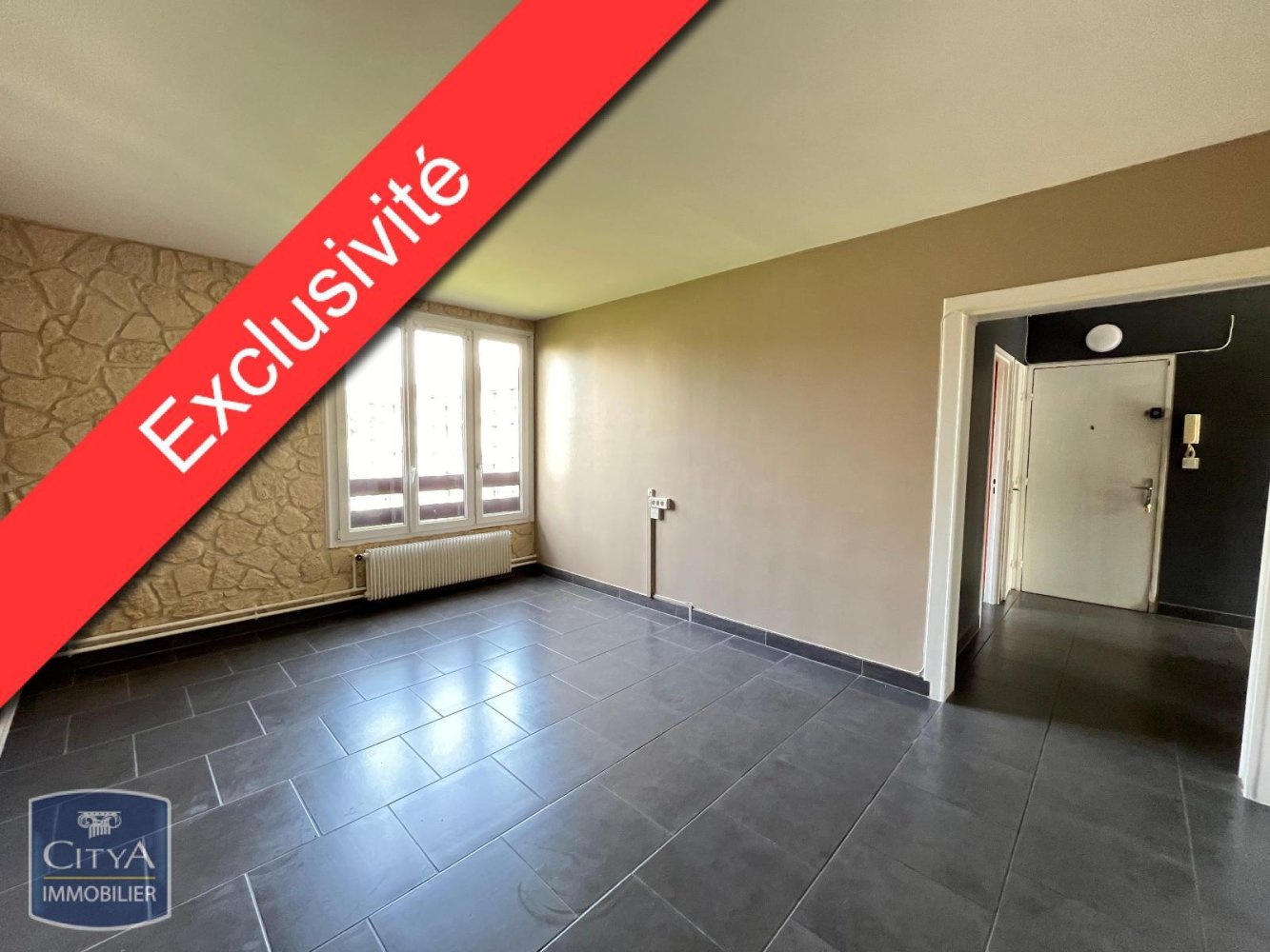 Apartamento de 3 dormitorios en Beauvais, France No. 254192