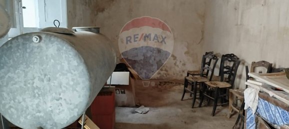 Дом с 5 спальнями в Каникаттини Баньи, Италия № 154476 36