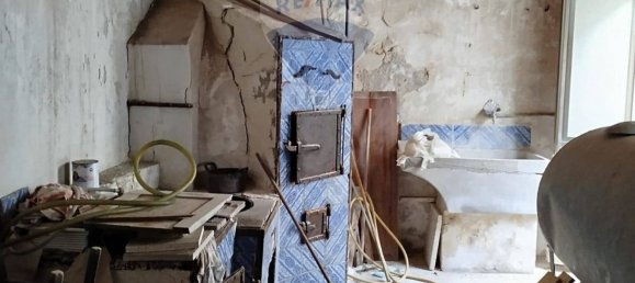 Дом с 5 спальнями в Каникаттини Баньи, Италия № 154476 8