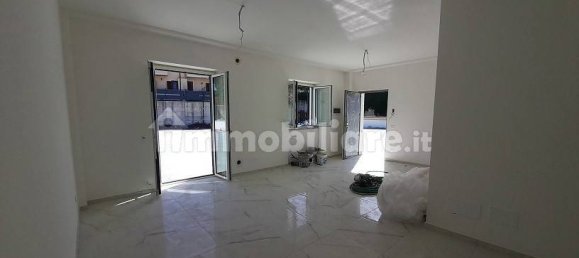 Дом с 3 комнатами в Манциана, Италия № 18224 6