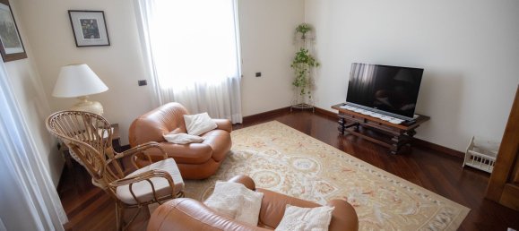 8-salle Villa à Cavaglietto, Italy No. 80891 23