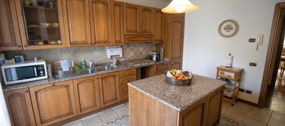 8-salle Villa à Cavaglietto, Italy No. 80891 11