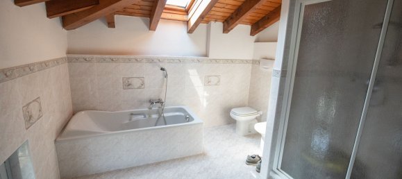8-salle Villa à Cavaglietto, Italy No. 80891 36