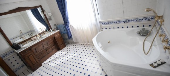 8-salle Villa à Cavaglietto, Italy No. 80891 27