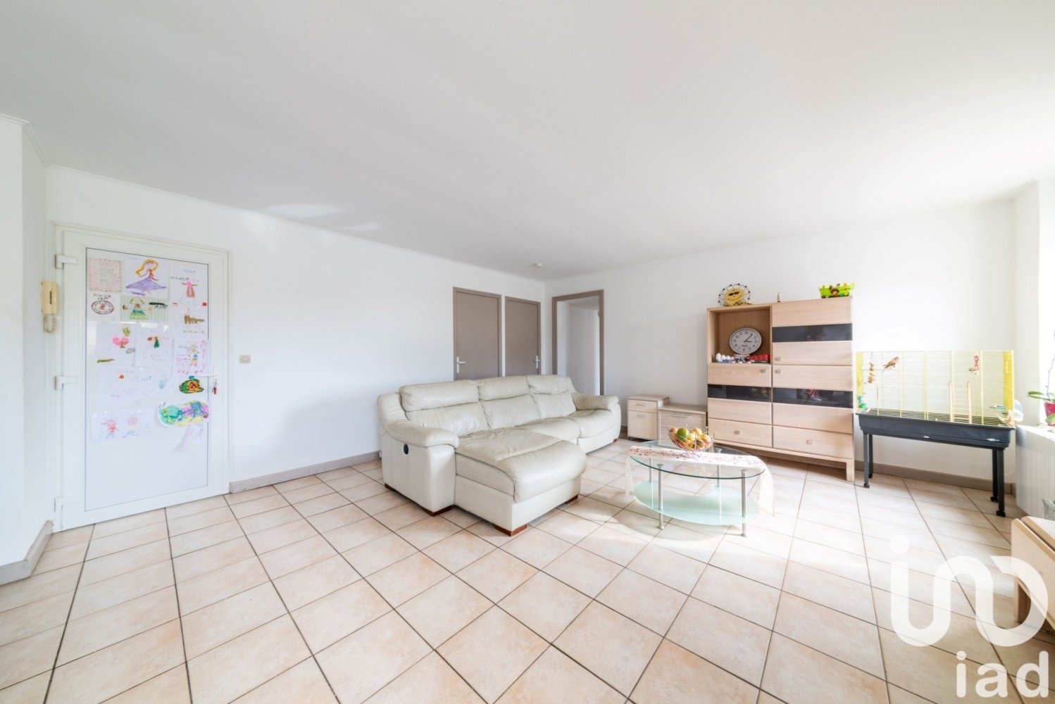Apartamento de 4 dormitorios en Audun-le-Roman, France No. 266762