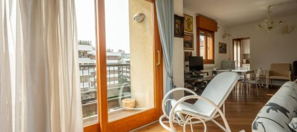 Apartamento de 4 divisões em Trieste, Italy N.º 35684 9