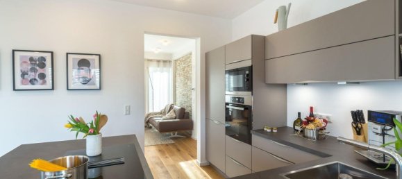 7 rooms Townhouse in Kaiserslautern, Germany No. 198345 6