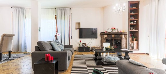 5 bedrooms Villa in Rome, Italy No. 323984 6