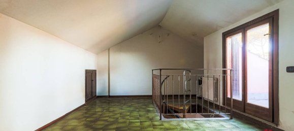 5 bedrooms Villa in Rome, Italy No. 323984 33