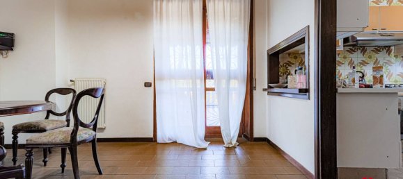 5 bedrooms Villa in Rome, Italy No. 323984 15