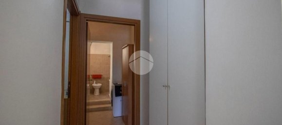 2-salle Appartement à Magliano Sabina, Italy No. 108873 10