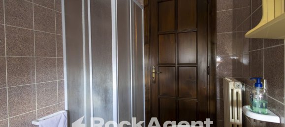 3 rooms Apartment in Catanzaro, Italy No. 182724 31