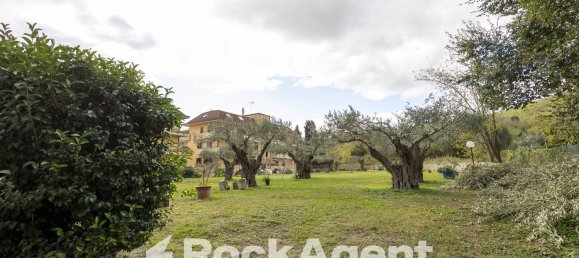 3 rooms Apartment in Catanzaro, Italy No. 182724 20