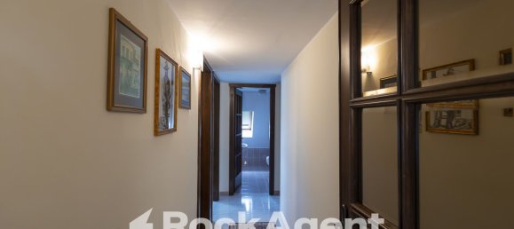 3 rooms Apartment in Catanzaro, Italy No. 182724 27