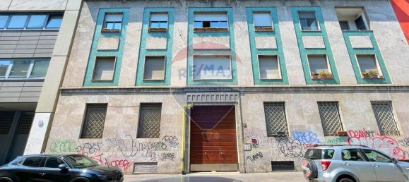 52m² Commercial property in Milan, Italy No. 379196 39