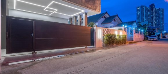 Дом с 5 спальнями в Паттайя, Таиланд № 26243 4