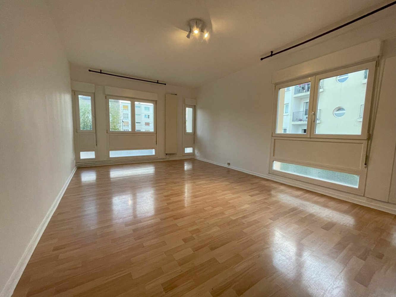 3 Schlafzimmer Wohnung in Saint-Max, France, Nr. 68095