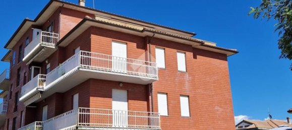 3 bedrooms Apartment in Spoleto, Italy No. 373961 2