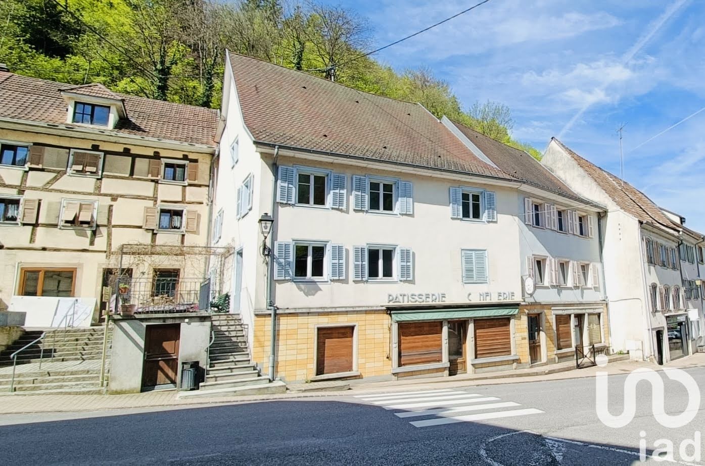 448m² Building in Ferrette, France No. 212350