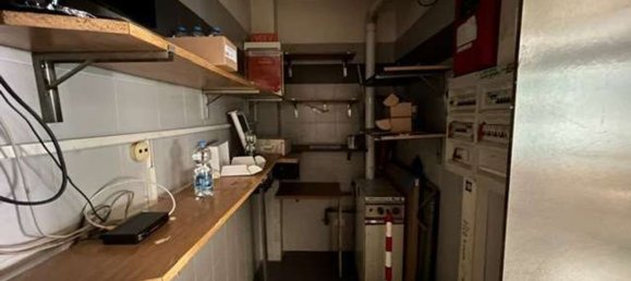 63m² Commercial property in Modena, Italy No. 343115 4