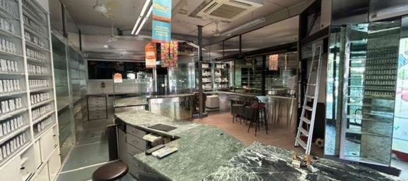 63m² Commercial property in Modena, Italy No. 343115 15