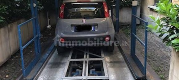 Garaje en Milan, Italy 14 m² No. 319992 11