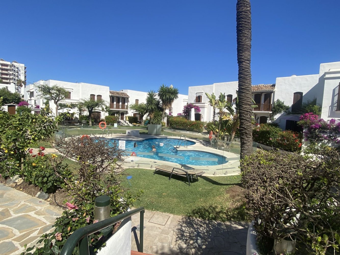 2 bedrooms Townhouse in Estepona, Spain No. 146734