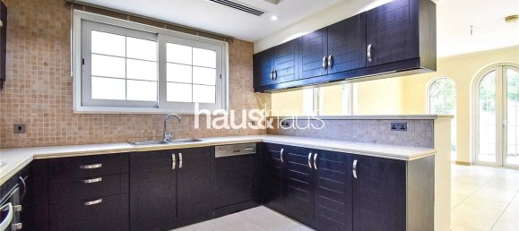 3 Schlafzimmer Villa in Jumeirah Park, UAE, Nr. 98755 4