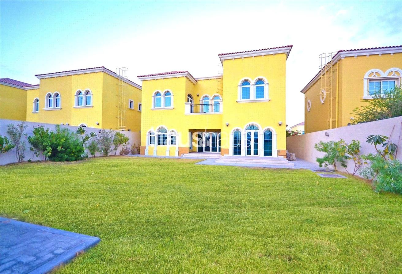 Вилла с 3 спальнями в Jumeirah Park, ОАЭ № 98755