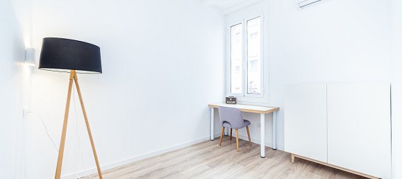 2 rooms Apartment in Barcelona, Spain No. 399 8