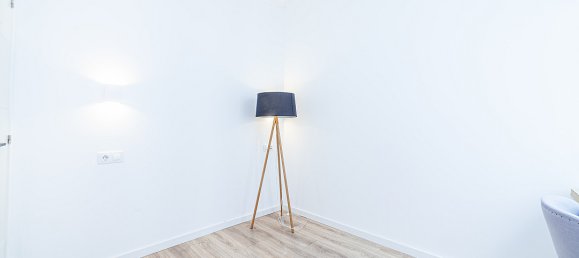 2 rooms Apartment in Barcelona, Spain No. 399 14