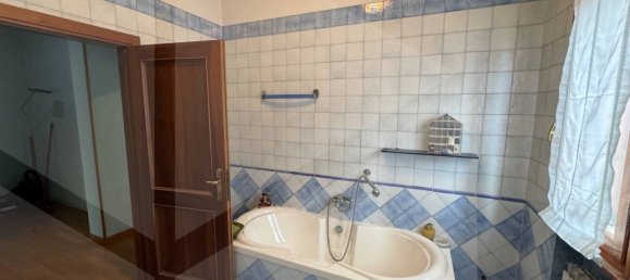 18غرفة بناية في Castelnuovo Rangone, Italy رقم 31042 5