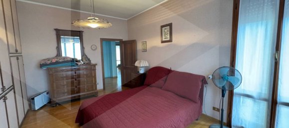 18غرفة بناية في Castelnuovo Rangone, Italy رقم 31042 39