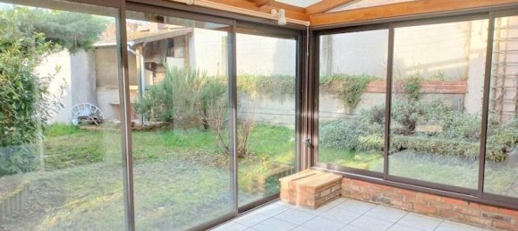 2 bedrooms House in Saint-Florentin, France No. 196744 9