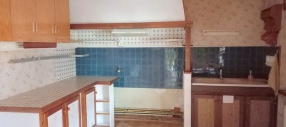 2 bedrooms House in Saint-Florentin, France No. 196744 13