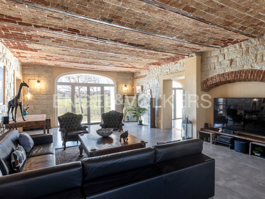 6 bedrooms House in Sala Monferrato, Italy No. 107509