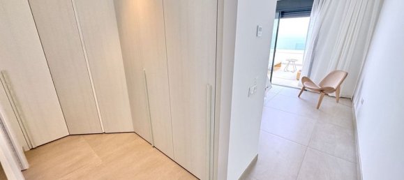 2 bedrooms Penthouse in Fuengirola, Spain No. 179980 17