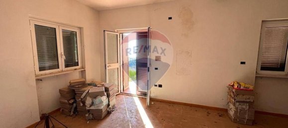 3 Schlafzimmer Villa in Vieste, Italy, Nr. 370819 10