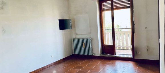 4 rooms Apartment in Castrovillari, Italy No. 72951 9